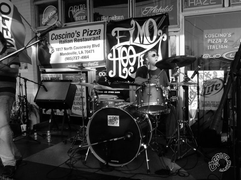 Coscino's Pizza's Free Mardi Gras Concert - February 2011