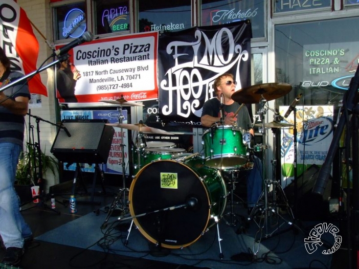 Coscino's Pizza's Free Mardi Gras Concert - February 2011
