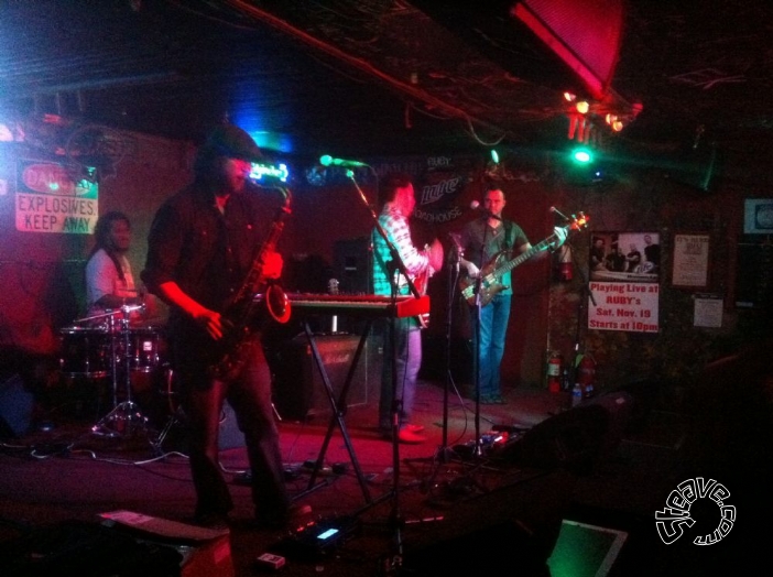 Hamilton Loomis Band - Ruby's Roadhouse - November 2011