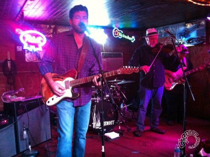 Tab Benoit with Michael Doucet - Ruby's - October 2010