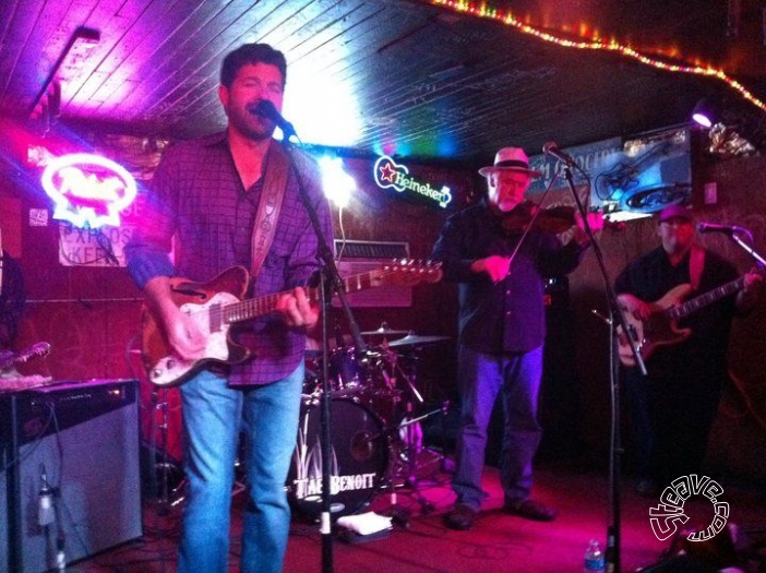 Tab Benoit with Michael Doucet - Ruby's - October 2010